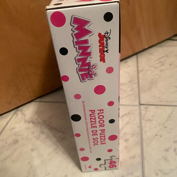 Disney Giant Minnie Mouse Floor Puzzle- Brand New in Box 🎀 - Picture 8 of 14
